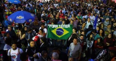 بالصور.. تواصل الاحتجاجات ضد الرئيس البرازيلى لليوم الثانى على التوالى