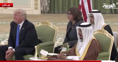 ترامب يجرى مباحثات مع أمير قطر قبيل انطلاق قمة الرياض