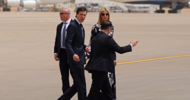 بالصور.. "إيفانكا ترامب" وزوجها يتوجهان لمقر اقامتهما فى الرياض