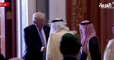 ترامب يصل مركز الملك عبد العزيز لحضور القمة الخليجية الأمريكية