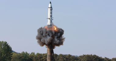 ننشر صور التجربة الصاروخية الباليستية الأخيرة لـ"كوريا الشمالية"