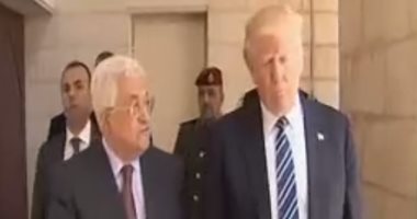 الرئاسة الفلسطينية: عباس حذر ترامب من خطورة نقل السفارة الأمريكية للقدس