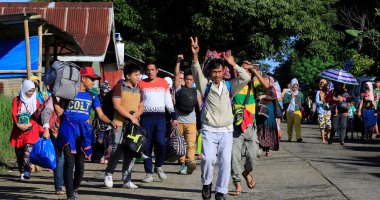 بالصور.. نزوح جماعى لعشرات الأسر الفلبينية بعد اشتباكات بين الجيش ومسلحين