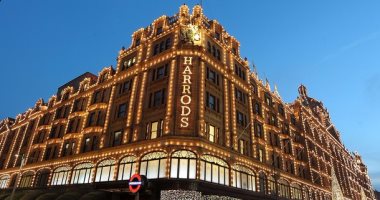 فيديو.. إخلاء متجر هارودز فى لندن المملوك لقطر من البضائع بسبب فيروس كورونا