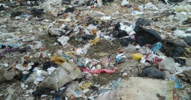 الإهمال يحول أراضى قرية الهنداو الجديدة بالداخلة إلى مقلب للقمامة