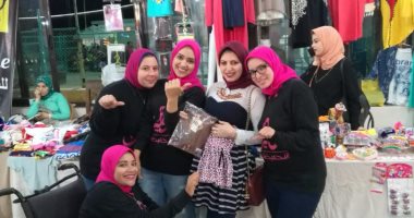 بالصور.. 4 فتيات ينظمن معارض "جانا رمضان" لتخفيض الأسعار بكفر الشيخ