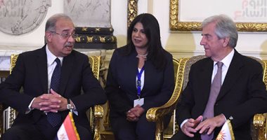 بالصور.. رئيس الوزراء: أوروجواي موقفها واضح فى دعم مصر