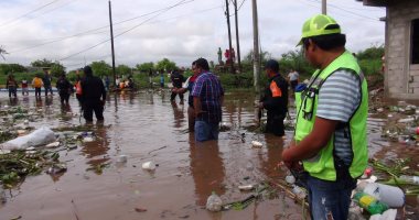 بالصور.. ارتفاع عدد ضحايا العاصفة "بياتريس" فى المكسيك إلى 5 قتلى