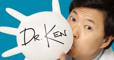 "إيه بى سى" تعلن إنهاء عرض مسلسل النجم كين كونج الكوميدى Dr. Ken
