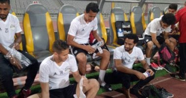 بالصور.. المنتخب الوطنى يؤدى مرانه الثانى فى برج العرب استعدادا لتونس