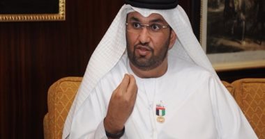 وزير الدولة الإماراتى يغادر القاهرة عقب حضور اجتماع وزراء الإعلام العرب