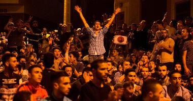 بالصور.. مواجهات بين متظاهرين والشرطة بمدينة الحسيمة فى المغرب