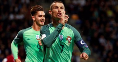 بالفيديو.. رونالدو يقود البرتغال للفوز بثلاثية على لاتفيا بتصفيات أوروبا