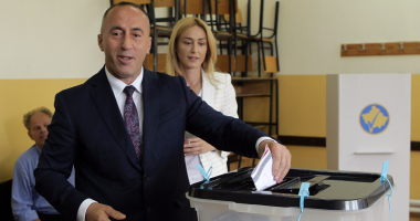 بالصور.. بدء تصويت الانتخابات البرلمانية فى كوسوفو