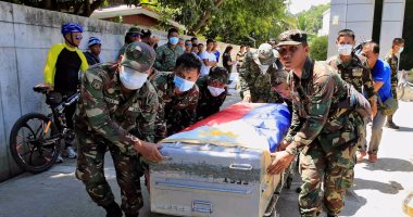 بالصور.. الجيش الفلبينى يشيع جثامين جنوده المقتولين فى مواجهة المتمردين
