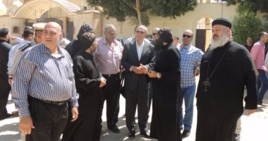 مدير أمن المنيا يزور دير أبوفانا بملوى ويتفقد الخدمات الأمنية 