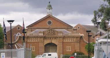 استراليا تدرس تخصيص وحدات بالسجون منفصلة للمدانين بجرائم الإرهاب