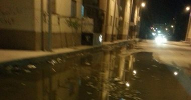 مواطن يشكو من طفح مياه المجارى فى منطقة 18 ببورسعيد منذ 4 أيام 