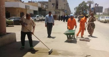 بالصور.. محافظ سوهاج يشدد على تكثيف حملات النظافة ورفع كفاءة الشوارع
