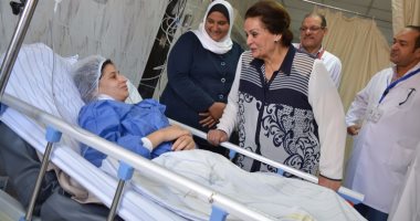 بالصور .. إحالة 64 طبيبا و ممرضة للتحقيق لإهمالهم فى العمل بمستشفى كفر الدوار