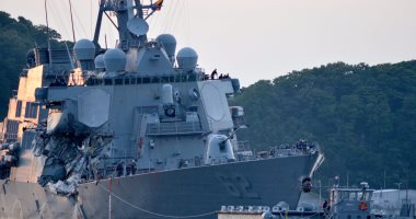 البحرية الأمريكية: أضرار طفيفة فى مدمرة بعد اصطدامها بسفينة قبالة اليابان