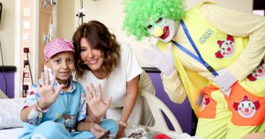 بالفيديو.. سميرة سعيد تزور مستشفى سرطان الأطفال وتغنى "وش الخير"    