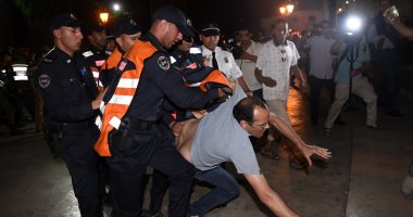 اشتباكات بين متظاهرين وقوات الشرطة فى مدينة جرادة المغربية