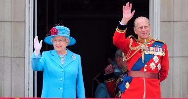 الملكة إليزابيث والأمير فيليب يحتفلان بالعيد البلاتينى لزواجهما اليوم