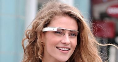 بعد ثلاثة سنوات.. جوجل تطلق أول تحديث لنظارتها الذكية Google Glass