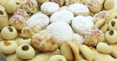 "الإسكندرية للمجمعات" تطرح 20 طن كعك وبسكويت بأسعار مخفضة بمناسبة عيد الفطر