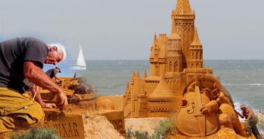 مهرجان " ديزنى ماجيك للنحت على الرمال" ببلجيكا