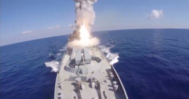 بالفيديو والصور.. لحظة قصف البحرية الروسية مواقع لتنظيم "داعش" فى سوريا