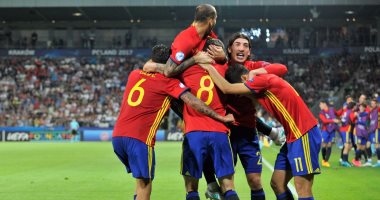 التشكيل الرسمى لمباراة إسبانيا وإيطاليا بتصفيات كأس العالم