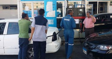  "تموين مطروح" تتابع محطات الوقود والالتزام بأسعار السولار المدعمة للمخابز
