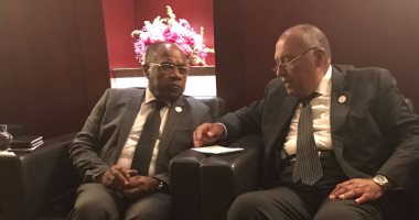 سامح شكرى يبحث نتائج قمة دول حوض النيل الأخيرة مع وزير خارجية الكونغو