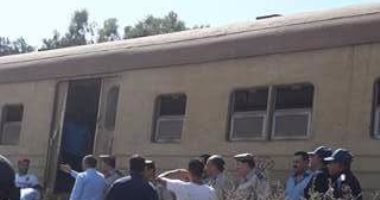 ننشر أول صور لخروج قطار ركاب عن القضبان بخط "دسوق - دمنهور"