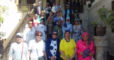 علماء "مصر تستطيع بالتاء المربوطة" فى جولة سياحية بمجمع الأديان