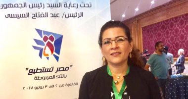 فاطمة ناعوت: السيسى قرر الاستفادة من طاقة المصريات بالمهجر لبناء الوطن