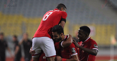 60 دقيقة.. الأهلي يتقدم على القطن 3/1