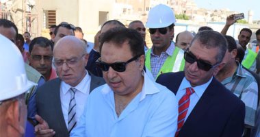 بالصور.. وزير الصحة ومحافظ كفرالشيخ يتفقدان مستشفى بلطيم المركزى