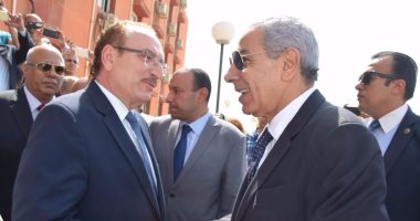 محافظ بنى سويف يستقبل وزير التجارة والصناعة