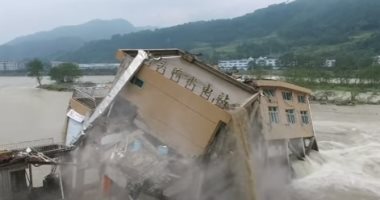 انهيار 7500 منزل وتهجير 75 ألف شخص بسبب الأمطار فى الصين