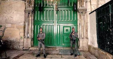 اشتباكات بين الشرطة الإسرائيلية وعشرات الفلسطينيين للوصول للمسجد الأقصى