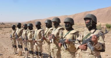 الجيش الثالث يضبط تكفيريا أثناء رصده القوات بوسط سيناء