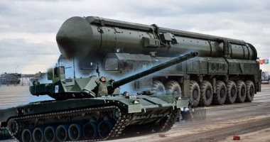 بالصور "آلة الحرب".. أقوى 10 أسلحة فى الجيش الروسى عام 2017.. صواريخ "يارس" النووية رد "موسكو" السريع فى الحرب النووية.. دبابات "أرماتا" تخترق دفاعات العدو فى المعركة.. ومقاتلات "تى-50" لا مثيل لها فى العالم