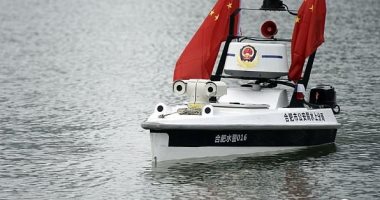 الصين تستعين بقوارب ذكية وطائرات بدون طيار لإنقاذ الغرقى ببحيرة تيان
