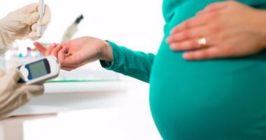 أسباب الحمل خارج الرحم وكيفية علاجه
