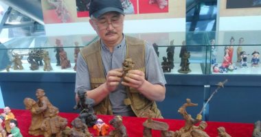 فنان صينى يقدم ورش صناعة الفخار فى مركزى الحرف بالفسطاط وطلعت حرب الثقافى