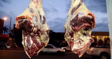نقيب القصابين يوضح أسباب تراجع أسعار اللحوم