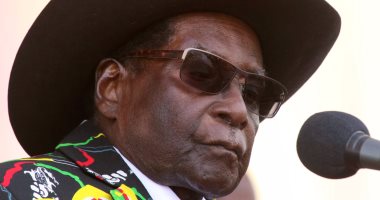 بالصور.. رئيس زيمبابوى: صحتى جيدة ولن أترك الحكم